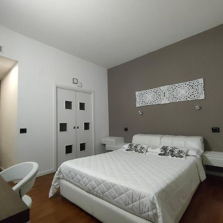 B&B Stefani Σαλέρνο Εξωτερικό φωτογραφία