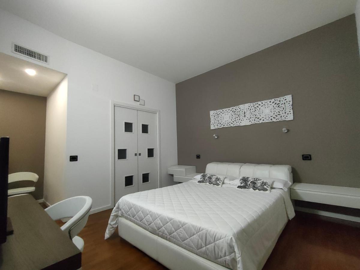 B&B Stefani Σαλέρνο Εξωτερικό φωτογραφία